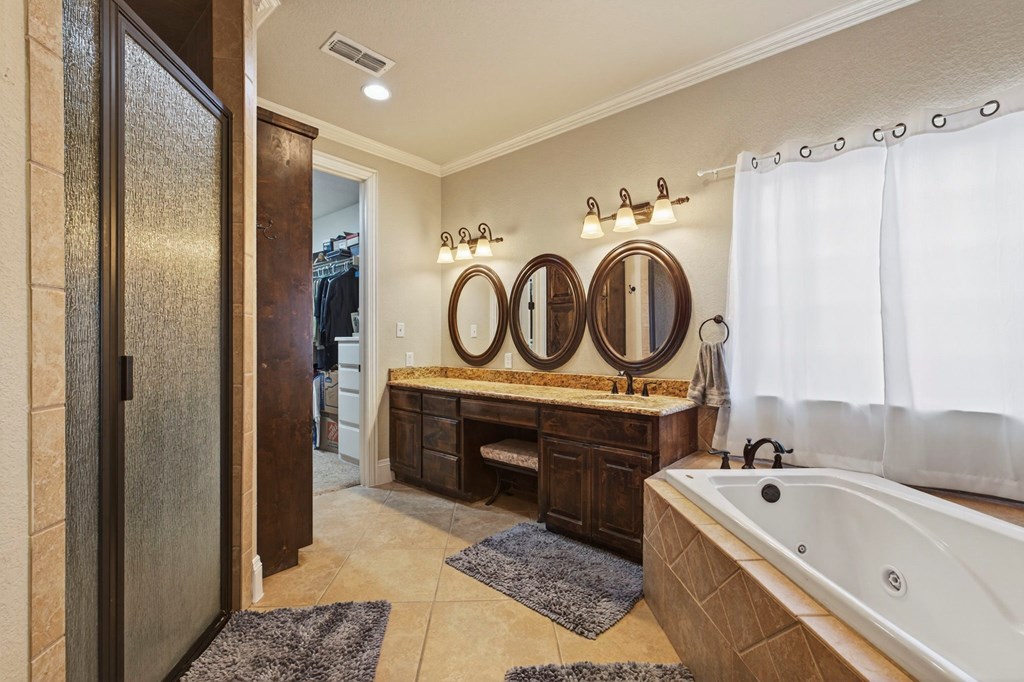 6407 Saddle Horn Lane, Midland, Texas image 43