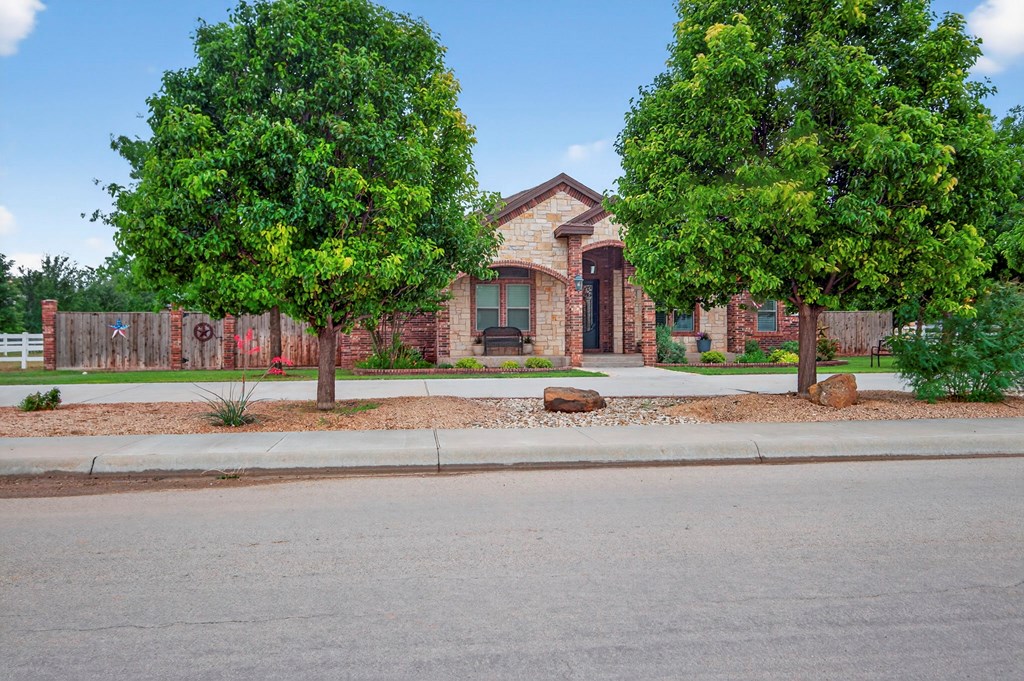 6407 Saddle Horn Lane, Midland, Texas image 3