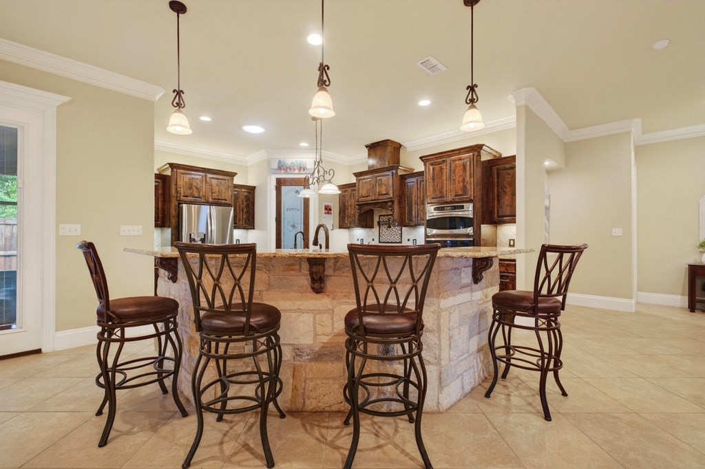 6407 Saddle Horn Lane, Midland, Texas image 13