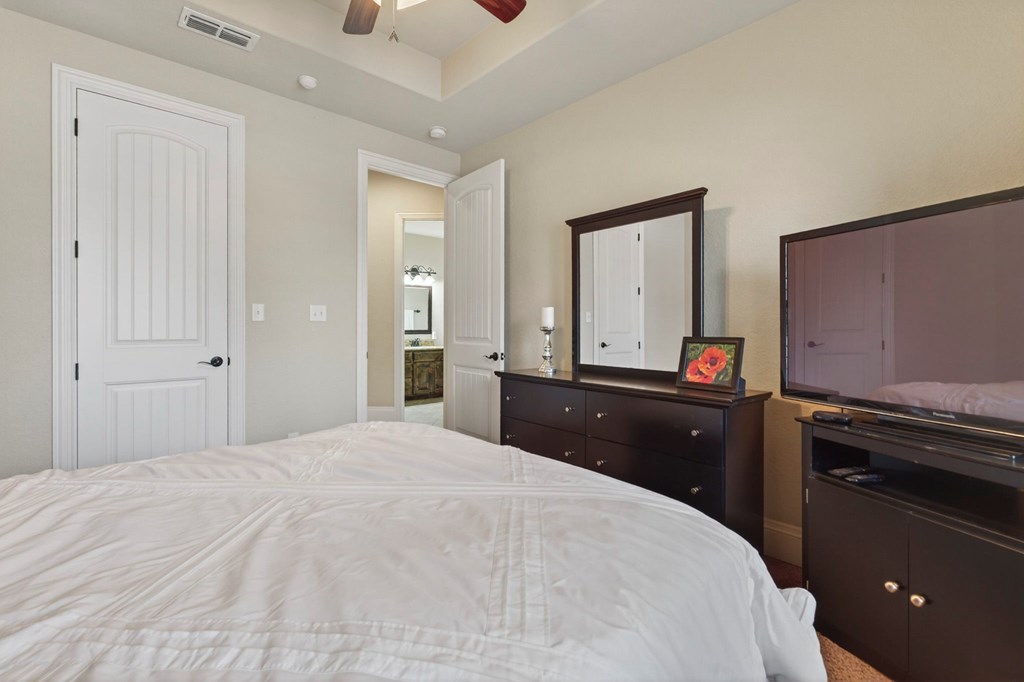 6407 Saddle Horn Lane, Midland, Texas image 31
