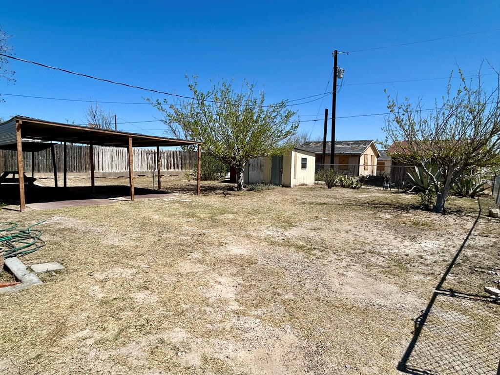 400 N Young St, Fort Stockton, Texas image 26