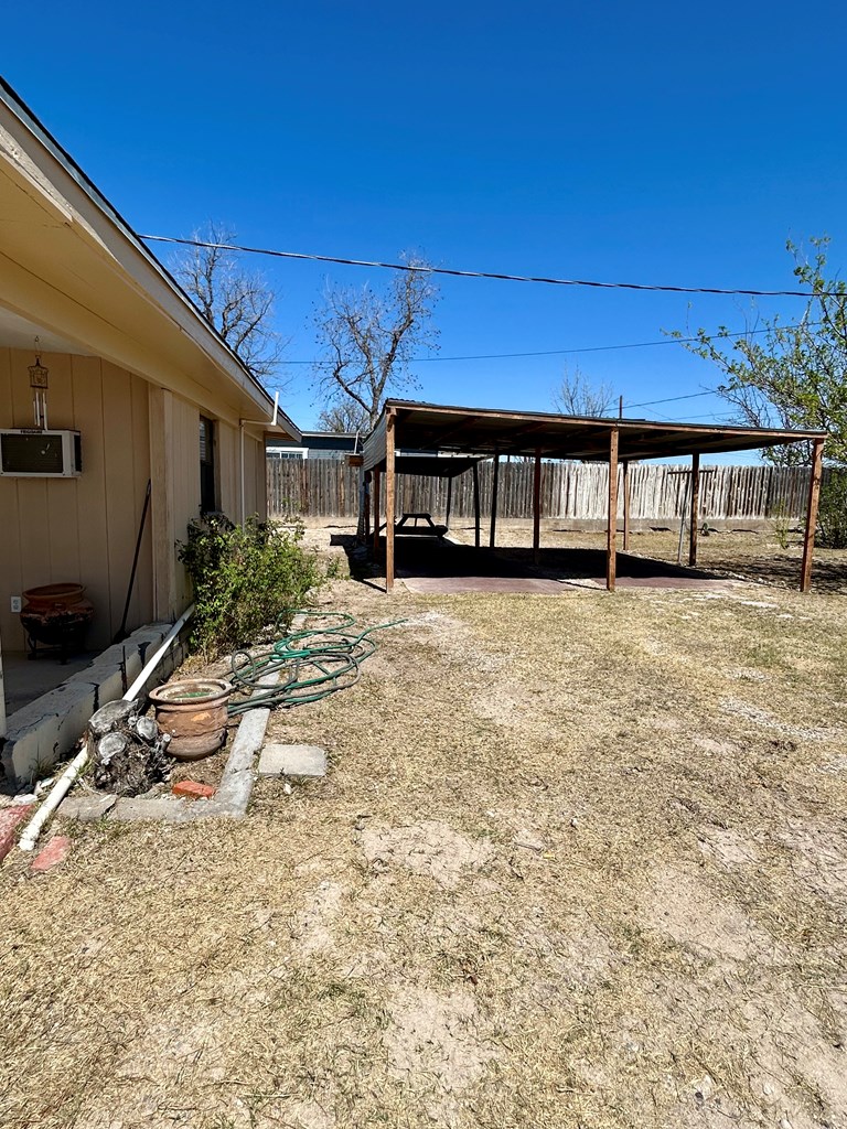 400 N Young St, Fort Stockton, Texas image 24
