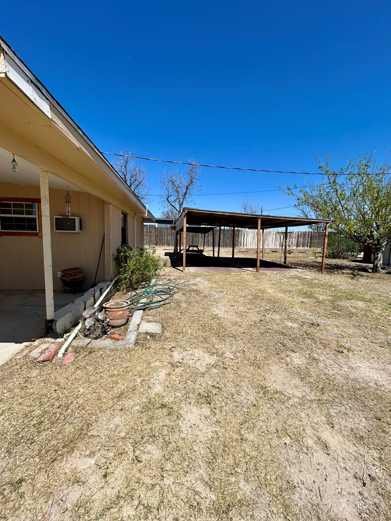 400 N Young St, Fort Stockton, Texas image 23