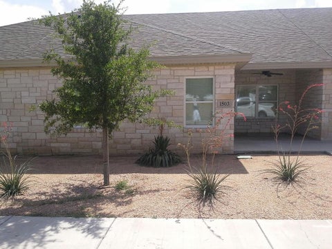 Townhouse For Rent - 1503 Club Dr<br/> Midland, TX 79701