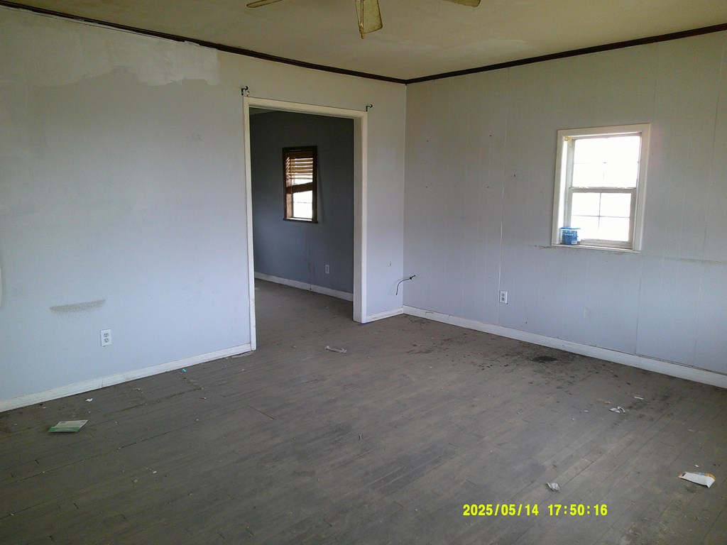 1100 Nolan St, Big Spring, Texas image 2