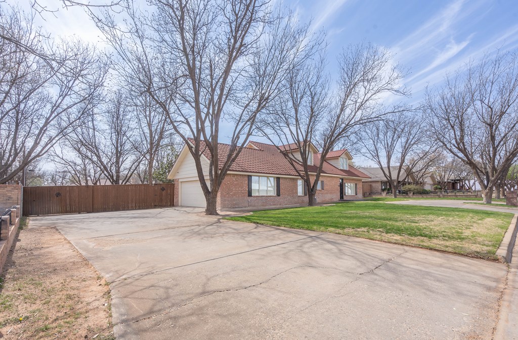 2223 S 2nd Pl, Lamesa, Texas image 3
