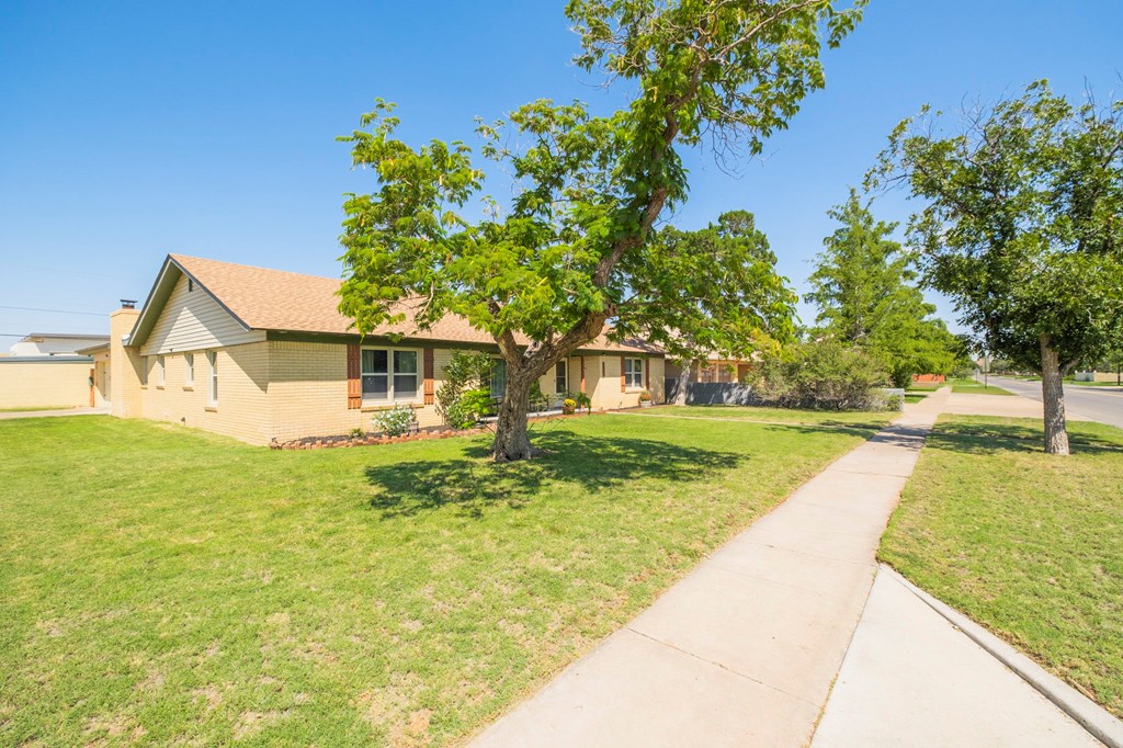 2006 W Missouri Ave, Midland, Texas image 3