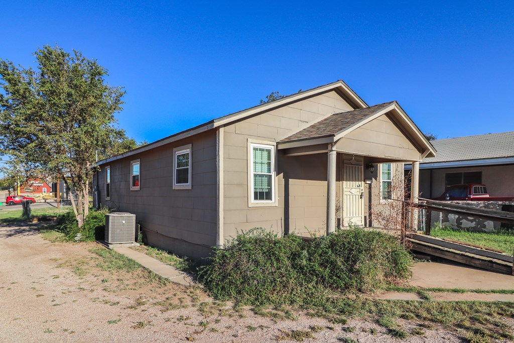 1001 Lancaster St, Big Spring, Texas image 3