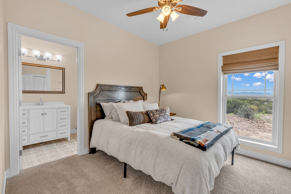 131 High Lonesome Dr, Alpine, Texas image 31