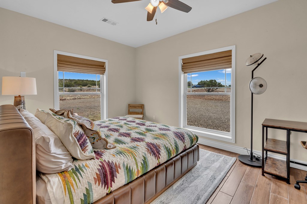 131 High Lonesome Dr, Alpine, Texas image 24