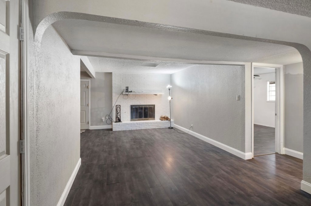 1221 E 16th St, Big Spring, Texas image 5