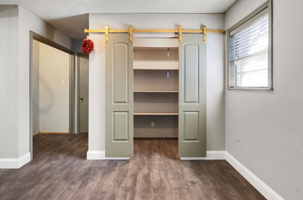 1221 E 16th St, Big Spring, Texas image 8