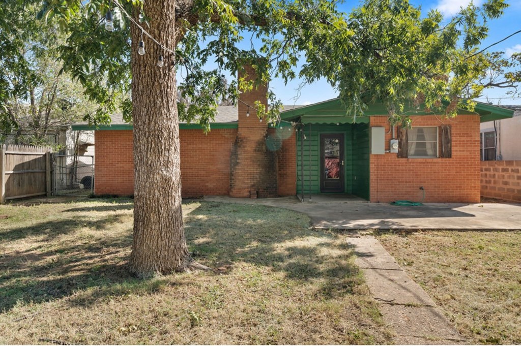 1221 E 16th St, Big Spring, Texas image 21