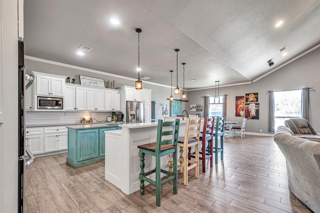 6811 W County Rd 41, Midland, Texas image 16