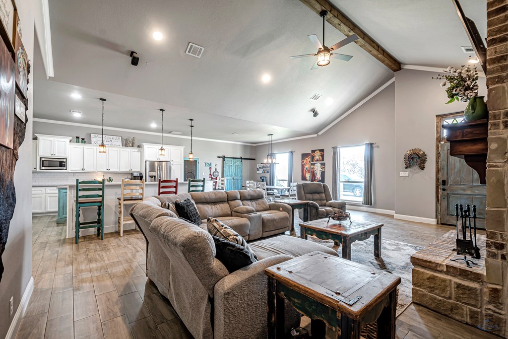 6811 W County Rd 41, Midland, Texas image 15