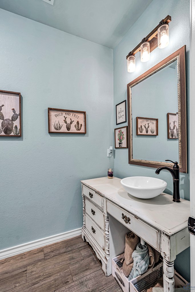 6811 W County Rd 41, Midland, Texas image 41