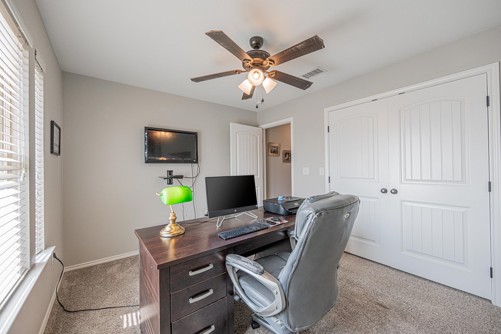 2812 Carver, Midland, Texas image 13
