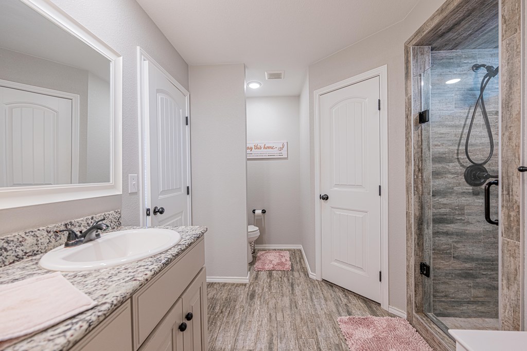 2812 Carver, Midland, Texas image 18