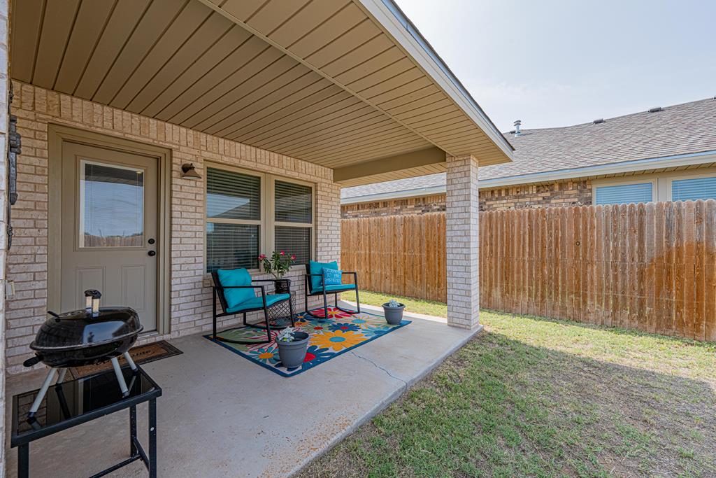 2812 Carver, Midland, Texas image 19