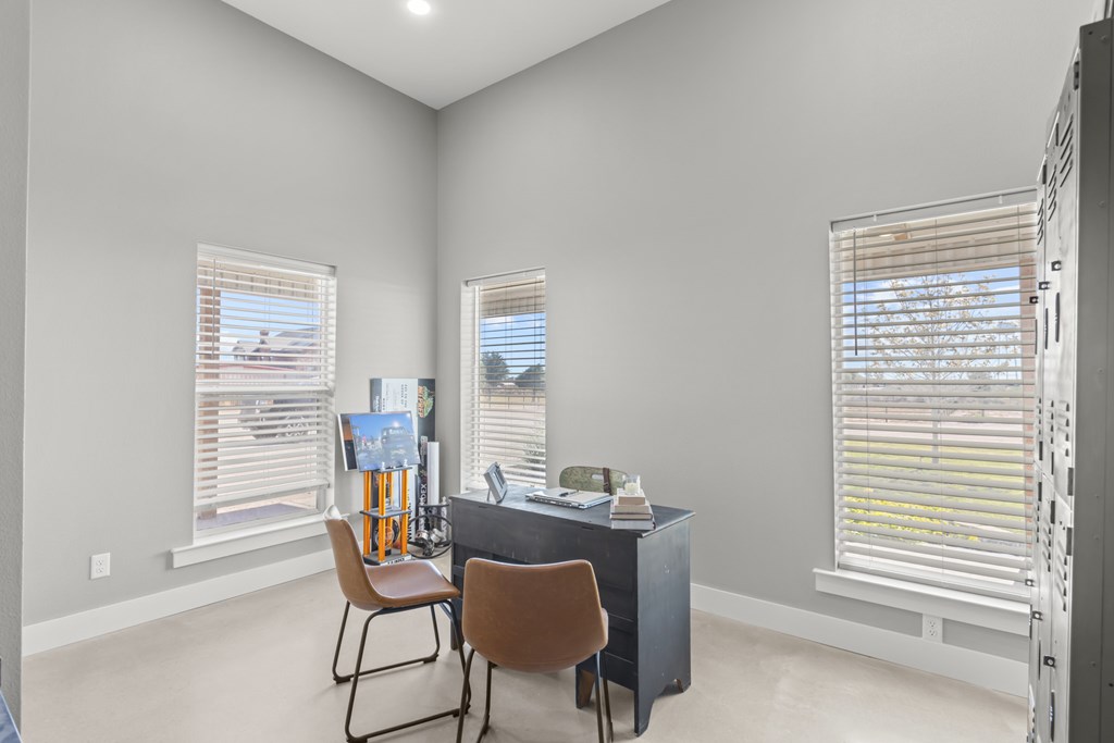 6351 Sandhills Dr, Gardendale, Texas image 32