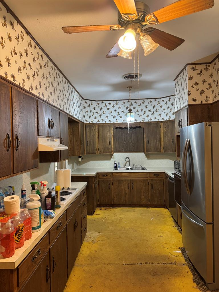 724 Hickory St, Colorado City, Texas image 8
