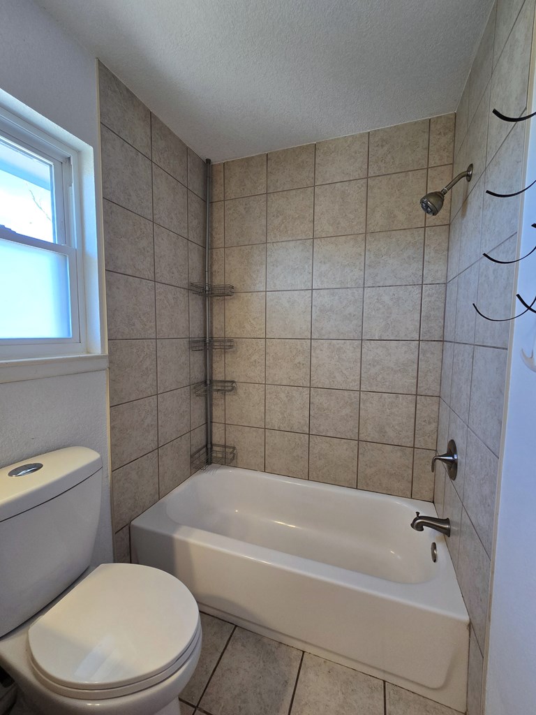 4515 Palmer Dr, Midland, Texas image 24
