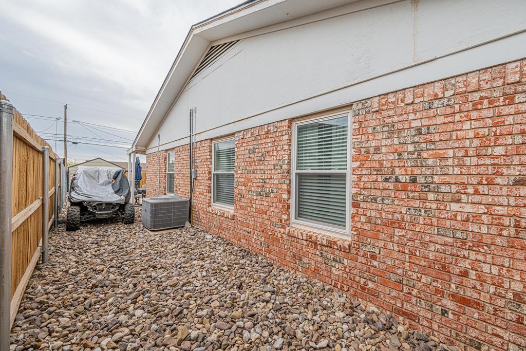 4815 W Illinois Ave, Midland, Texas image 31