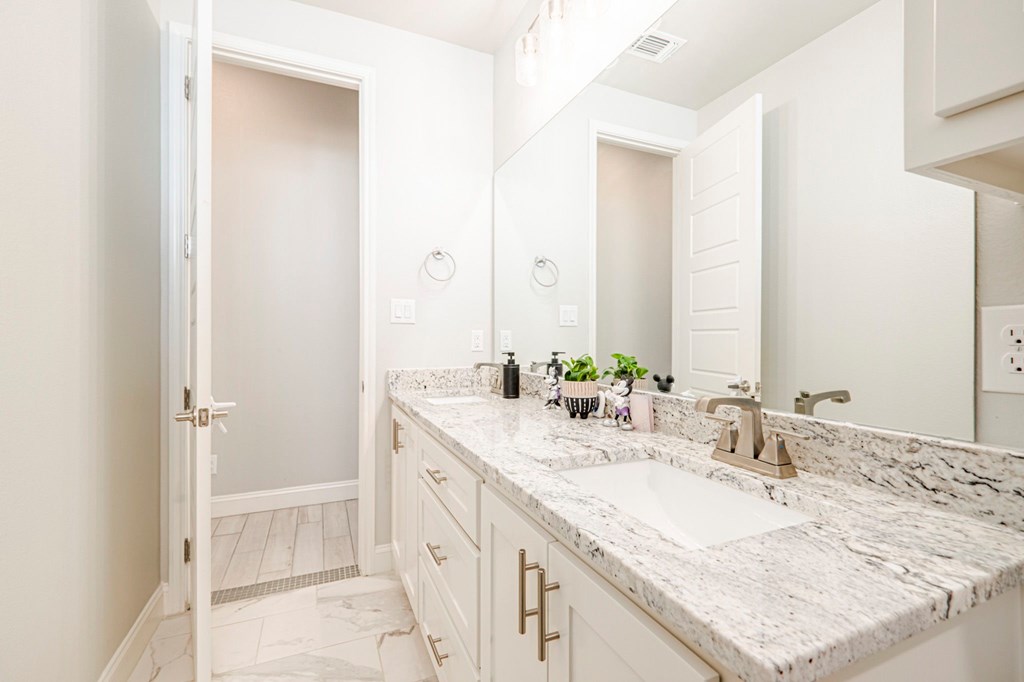304 Peregrine Hill Circle, Midland, Texas image 34