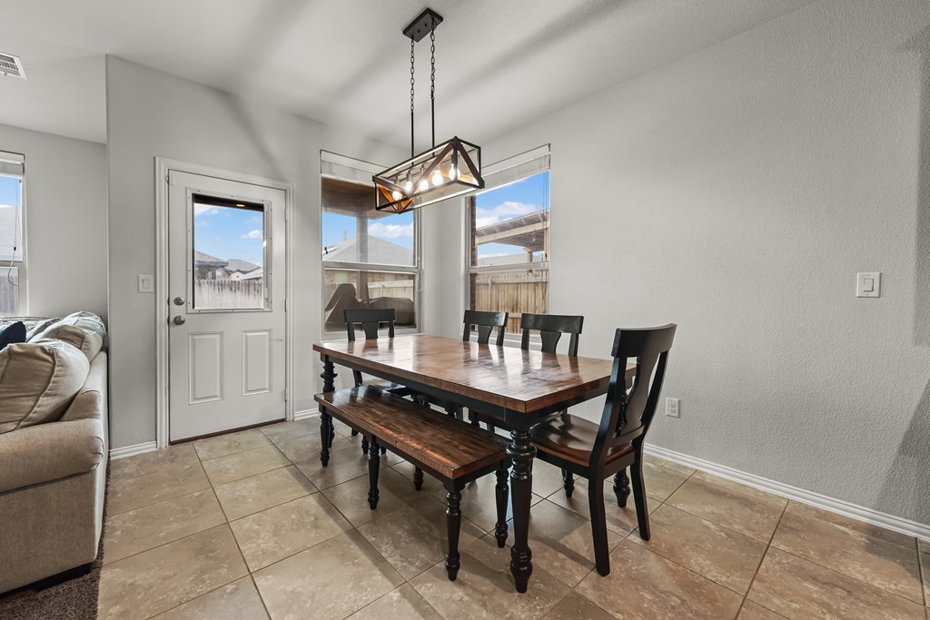 7005 Longfellow Ranch Road, Odessa, Texas image 10