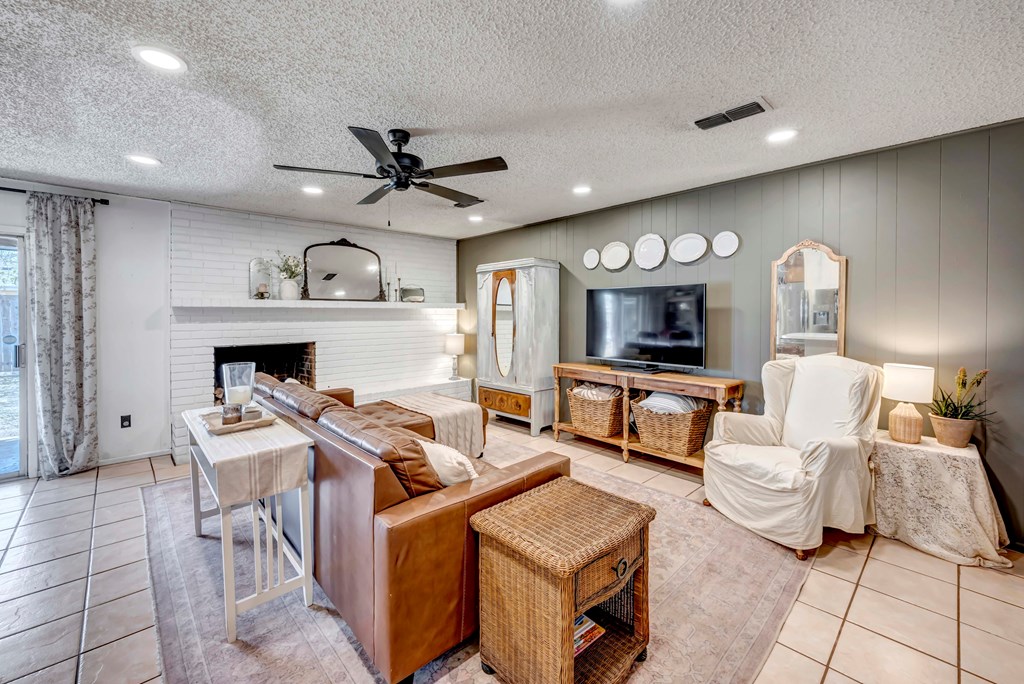 4511 W Dengar Ave, Midland, Texas image 6