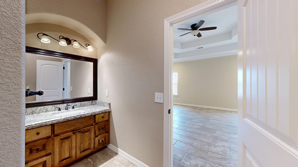 2894 SE 5001, Andrews, Texas image 19