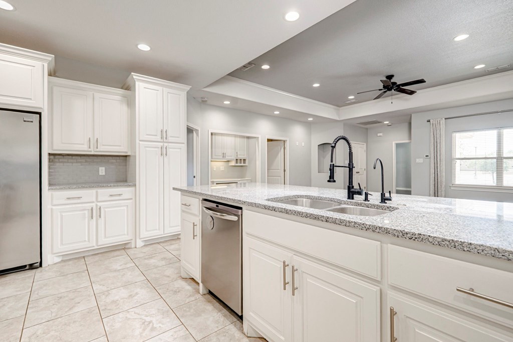 1502 N A St, Midland, Texas image 17