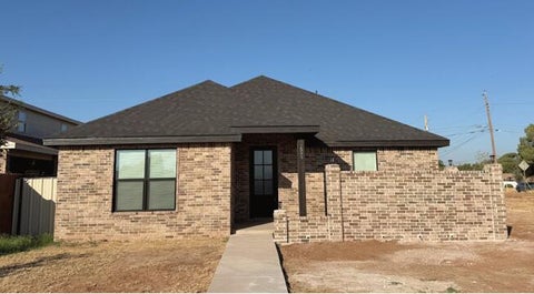 Homes For Sale - 1509 Ridglea Dr<br/> Midland, TX 79701