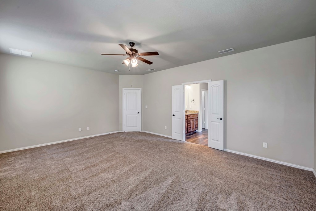 802 Valor Court, Midland, Texas image 24