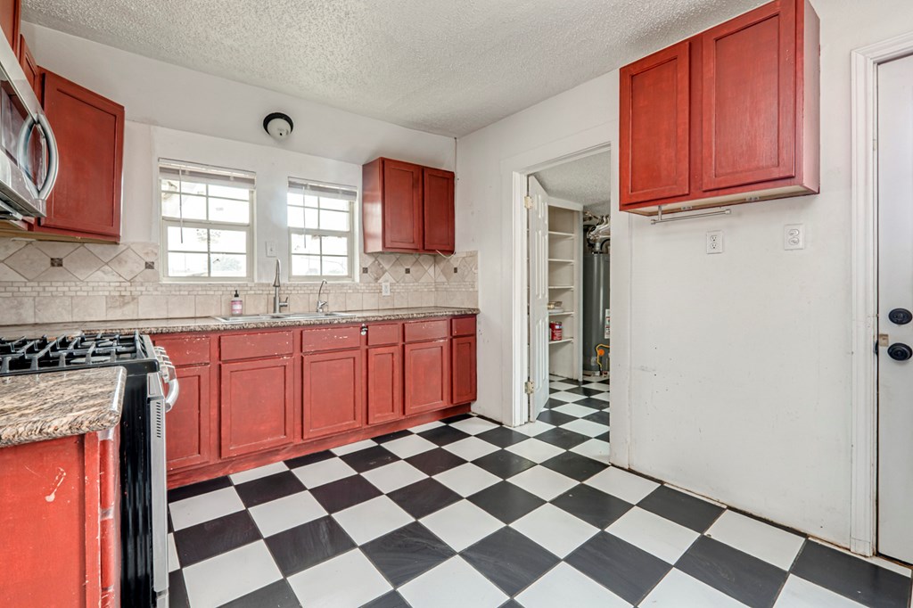 3608 S County Rd 1195, Midland, Texas image 13