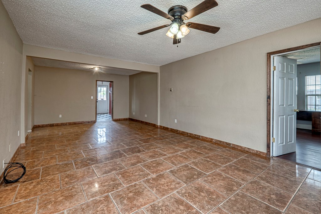 3608 S County Rd 1195, Midland, Texas image 8