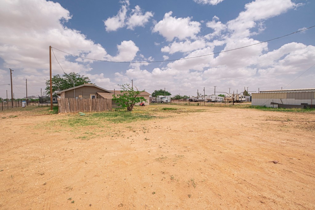3608 S County Rd 1195, Midland, Texas image 6