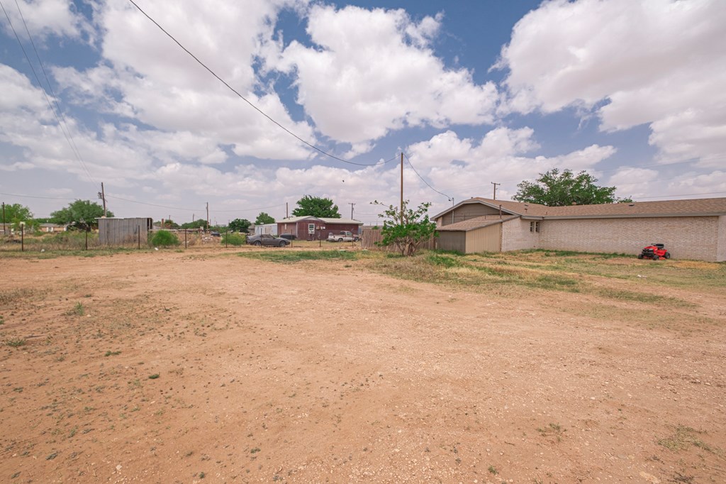3608 S County Rd 1195, Midland, Texas image 5