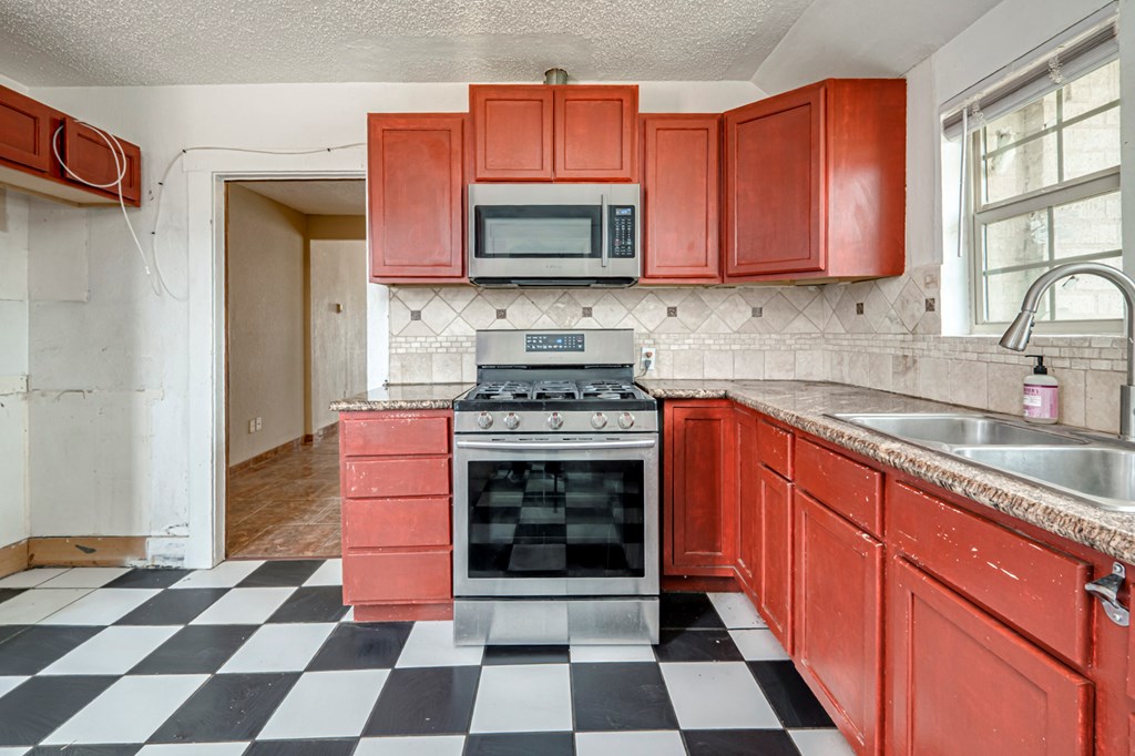 3608 S County Rd 1195, Midland, Texas image 15