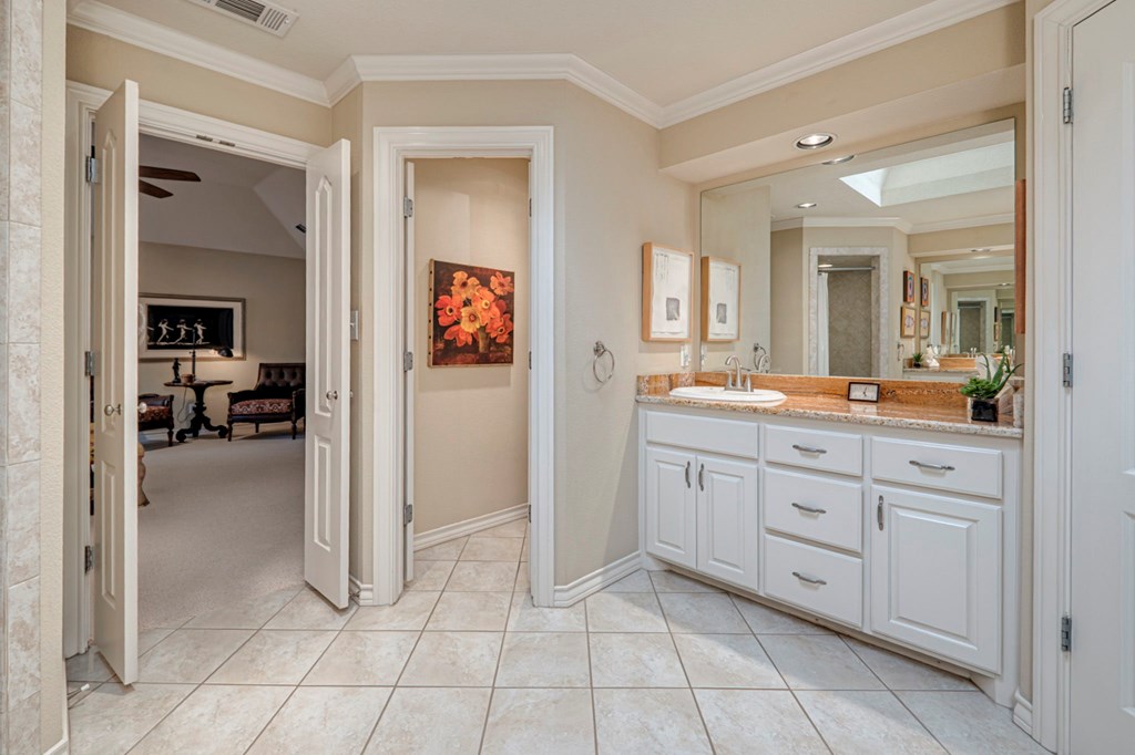 5520 Los Patios, Midland, Texas image 23