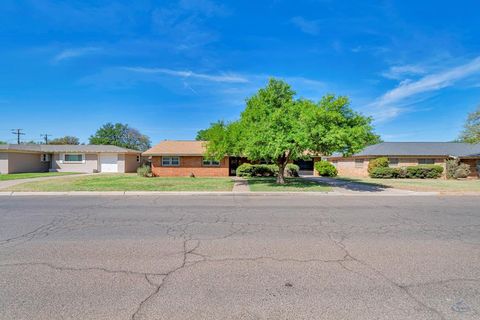 Homes For Sale - 1405 Ainslee St<br/> Midland, TX 79701