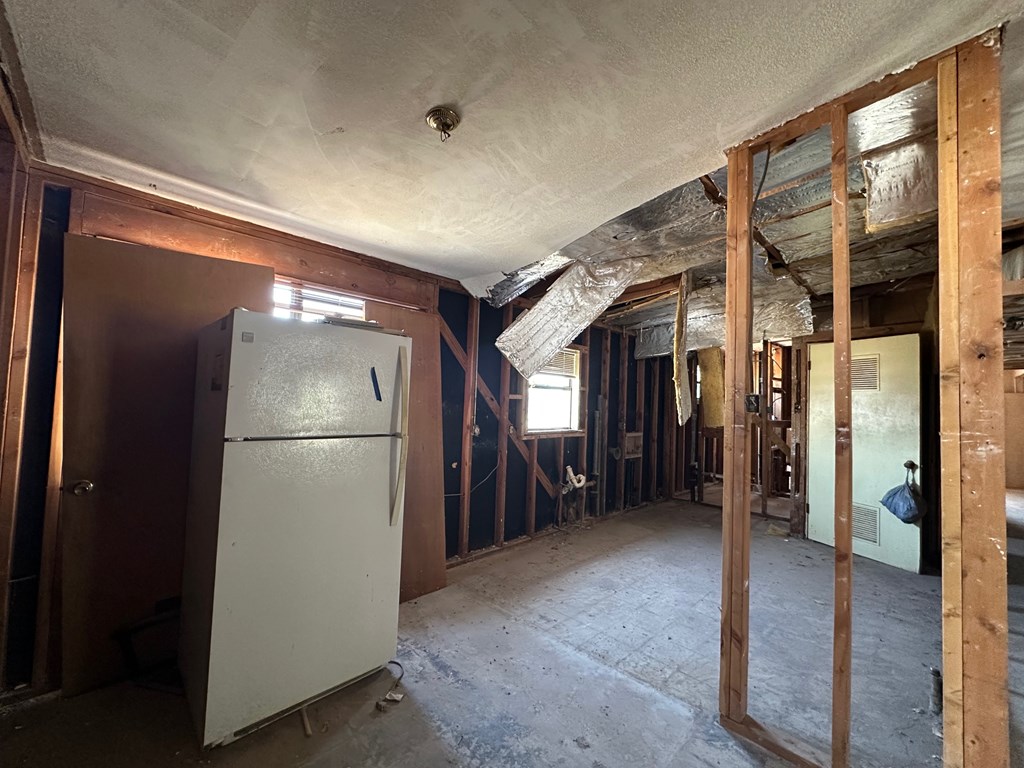 1811 W 9th St, Fort Stockton, Texas image 7