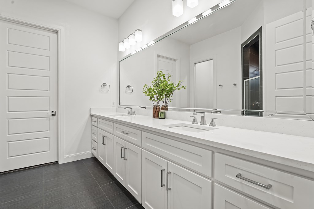 4402 Casa Verde Court, Midland, Texas image 26