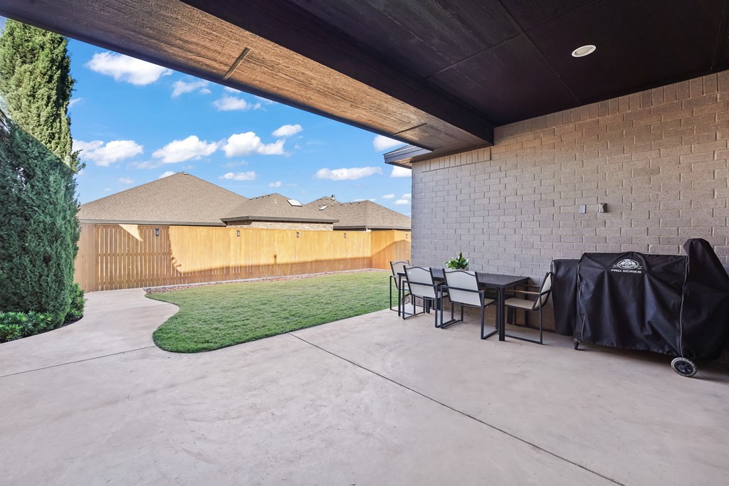 4402 Casa Verde Court, Midland, Texas image 28