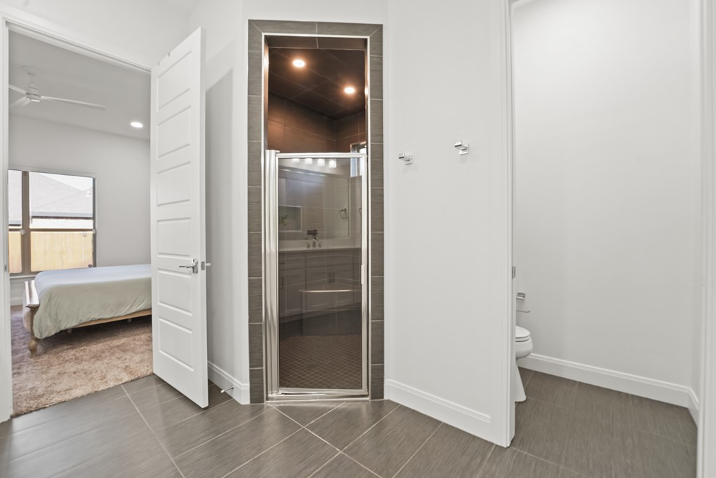 4402 Casa Verde Court, Midland, Texas image 27
