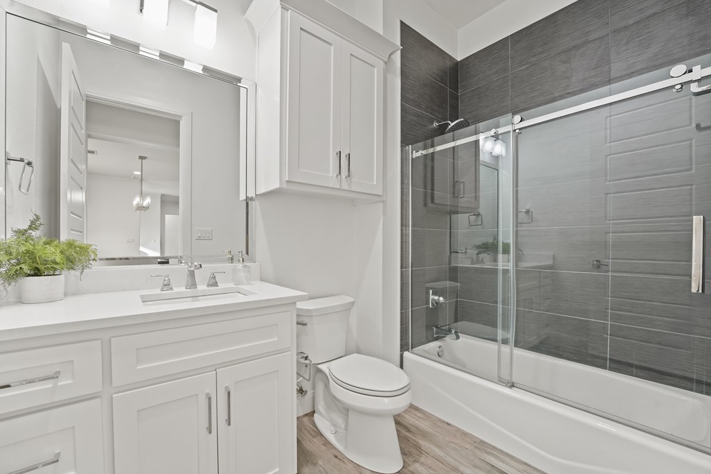 4402 Casa Verde Court, Midland, Texas image 17