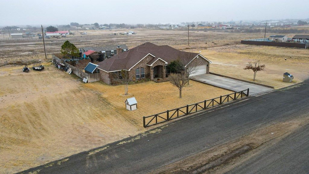 1607 S County Rd 1085, Midland, Texas image 5