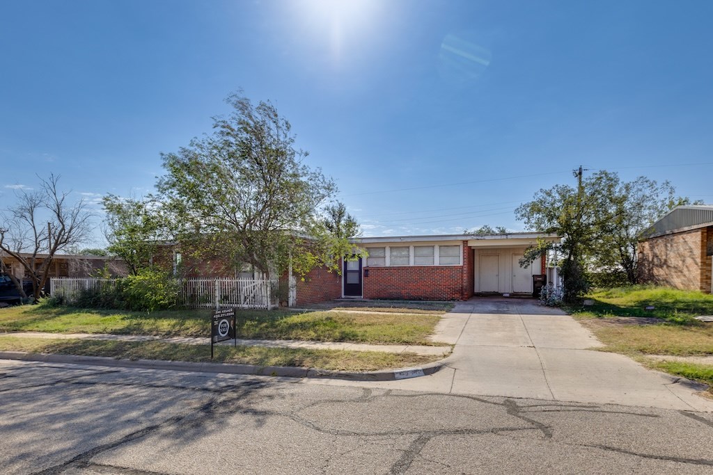 2518 Albrook Dr, Big Spring, Texas image 6