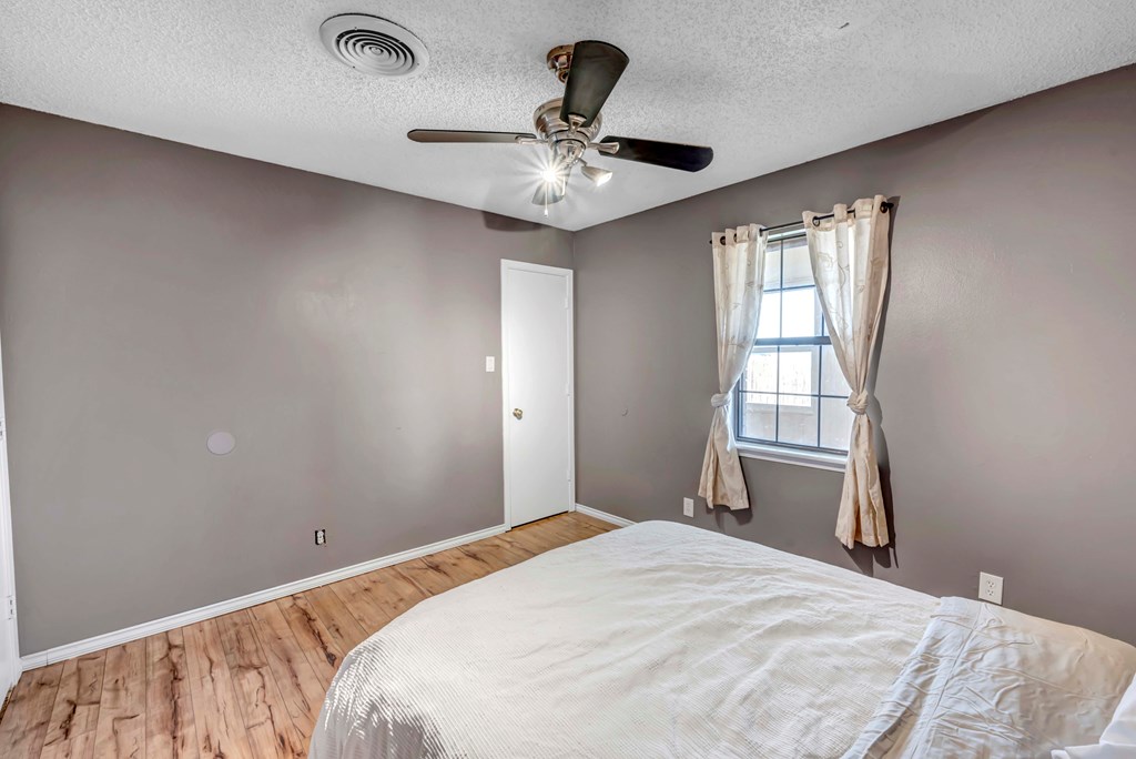 65 SE 1500, Andrews, Texas image 26