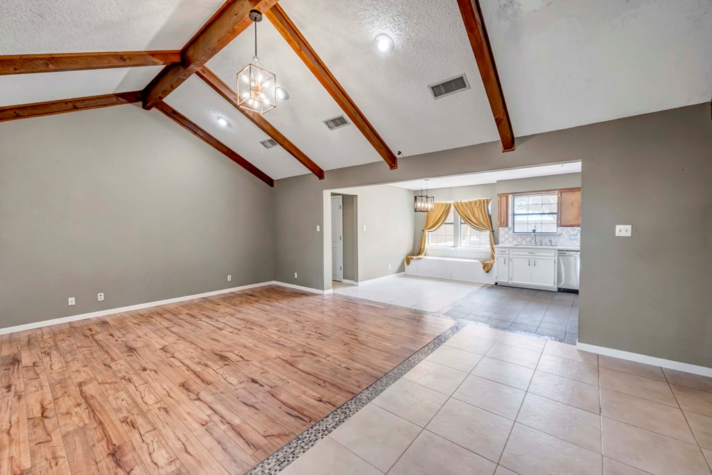 65 SE 1500, Andrews, Texas image 10